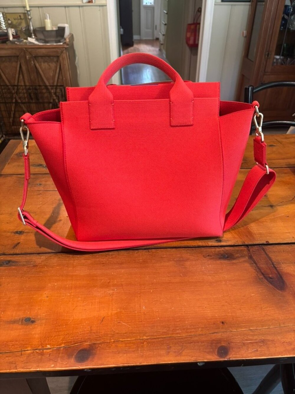 Rothy's The Handbag in Poppy - Discontinued - - Picture 4 of 6